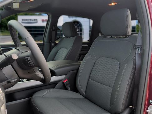 Used 2025 RAM 1500 Big Horn AWD/4WD image 15