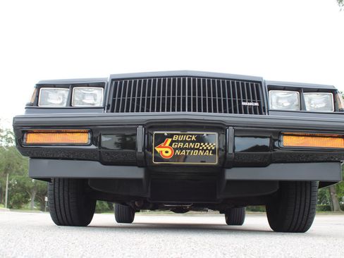 Used 1987 Buick Regal Coupe RWD image 5