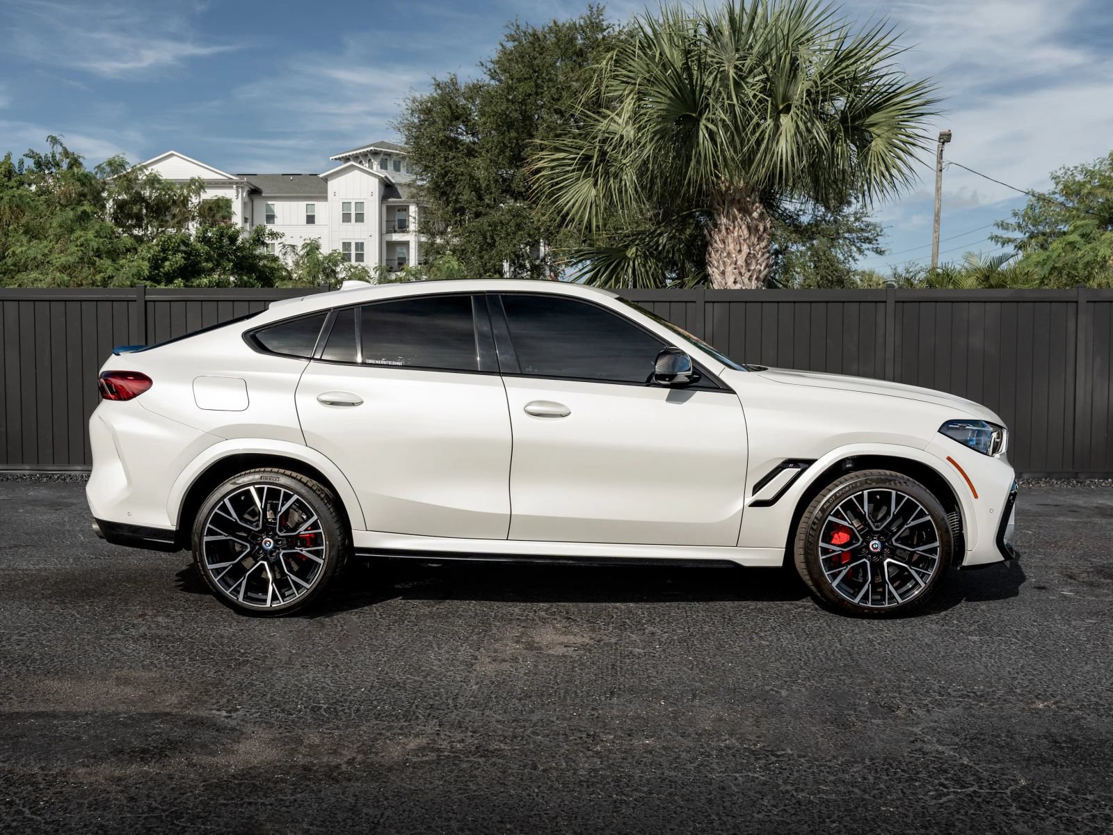 Used 2023 BMW X6 M w/ Competition Package AWD/4WD image 2