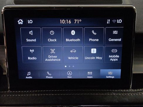 Used 2022 Lincoln Corsair w/ Premium Package image 25