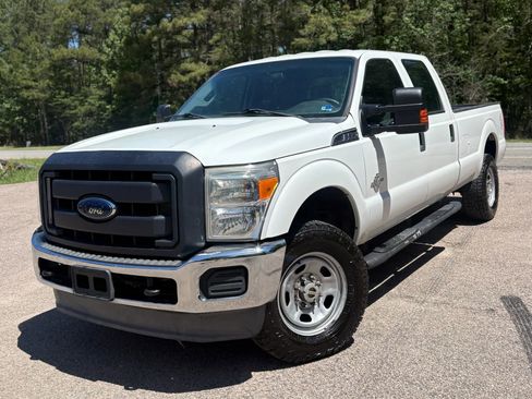 Used 2013 Ford F350 XL w/ PWR Equipment Group AWD/4WD image 2