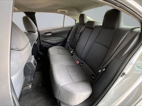 Used 2021 Toyota Corolla LE w/ Carpet Mat Package (TMS) FWD image 19