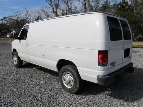 Used 2014 Ford E-250 and Econoline 250 w/ Power Group image 4