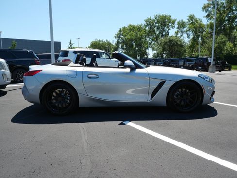 Used 2019 BMW Z4 sDrive30i w/ Executive Package RWD image 6