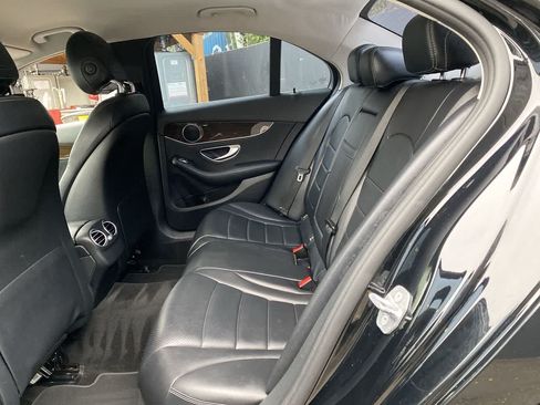 Used 2017 Mercedes-Benz C 300 Sedan image 17