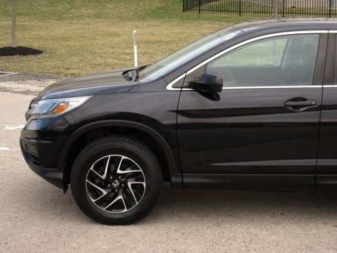 Used 2016 Honda CR-V SE image 10