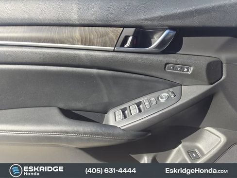 Used 2022 Honda Accord Touring image 24