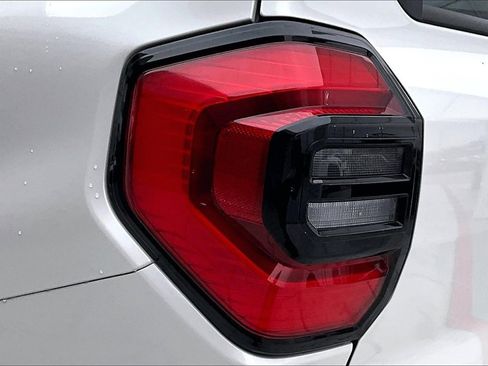 Used 2025 Toyota 4Runner Limited image 20