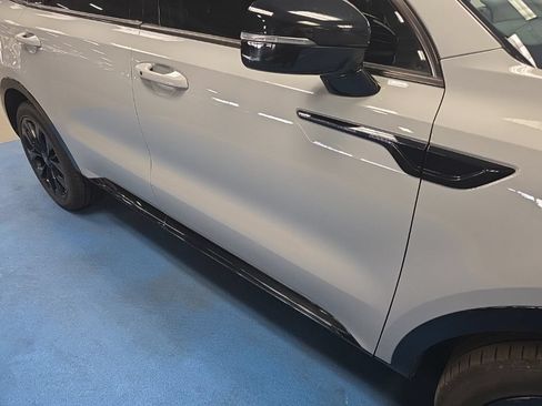 Used 2022 Kia Sorento SX FWD image 5