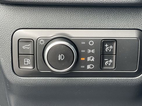 New 2026 Ford Escape SE image 29