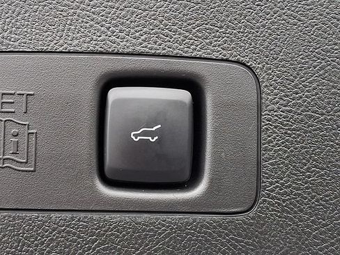 Used 2024 Lincoln Corsair FWD image 26