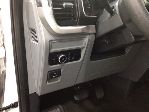 Used 2023 Ford F150 XLT image 11