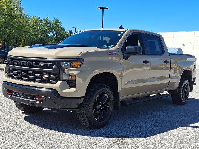 Used 2022 Chevrolet Silverado 1500 Custom Trail Boss w/ LPO, Dark Essentials Package AWD/4WD image 6