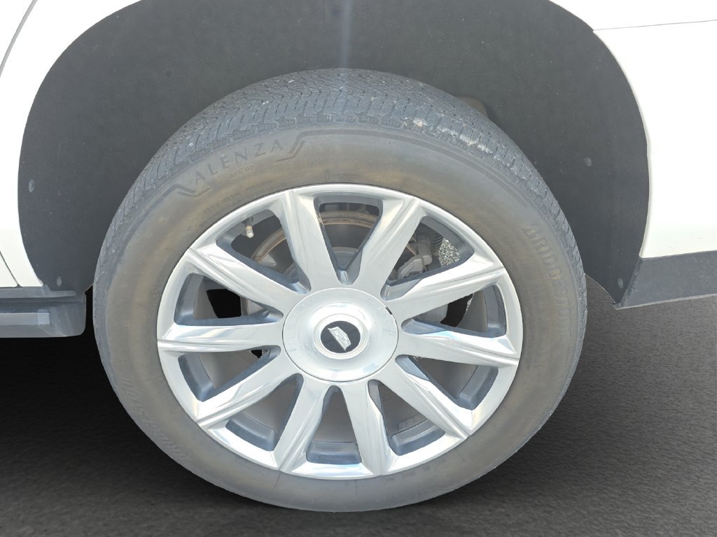 Used 2021 Cadillac Escalade Premium Luxury Platinum w/ Heavy-Duty Trailer Package AWD/4WD image 5