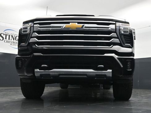 Used 2024 Chevrolet Silverado 2500 High Country w/ High Country Premium Package AWD/4WD image 31
