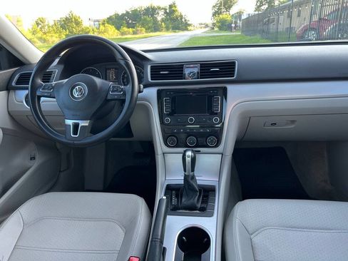 Used 2013 Volkswagen Passat TDI SE FWD image 25