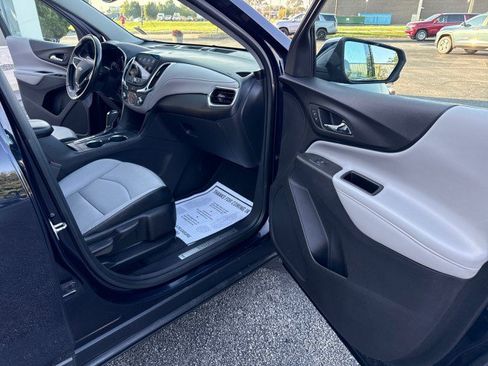 Used 2021 Chevrolet Equinox Premier FWD image 29