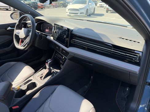 Used 2025 Volkswagen Jetta GLI Autobahn w/ GLI Black Package image 32