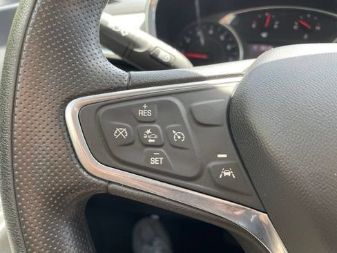 Used 2022 Chevrolet Equinox LT AWD/4WD image 15