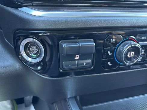 Used 2023 Chevrolet Silverado 1500 LTZ AWD/4WD image 24