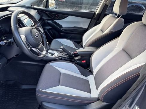 Used 2023 Subaru Crosstrek 2.0i Premium image 9