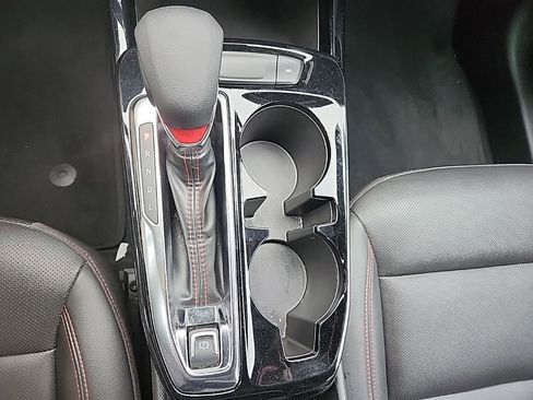 Certified 2024 Chevrolet Trax RS FWD image 25