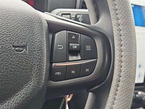 Used 2025 Ford Ranger XL image 26