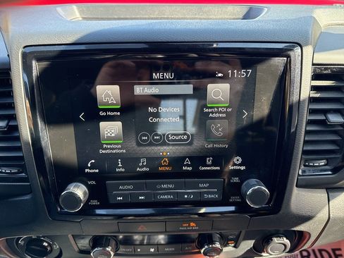 Used 2022 Nissan Frontier PRO-4X image 26