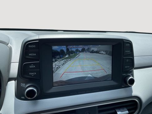 Used 2021 Hyundai Kona Limited w/ Cargo Package AWD/4WD image 29