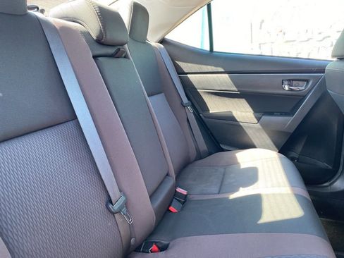 Used 2019 Toyota Corolla LE image 14