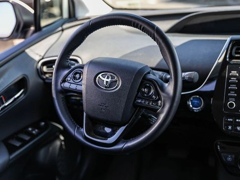 Certified 2021 Toyota Prius XLE w/ Advanced Technology Package FWD image 18