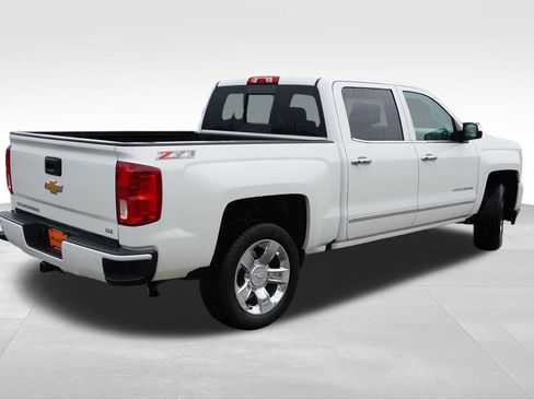 Used 2016 Chevrolet Silverado 1500 LTZ w/ LTZ Plus Package AWD/4WD image 5