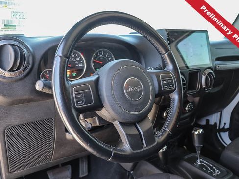 Used 2018 Jeep Wrangler Sport AWD/4WD image 13