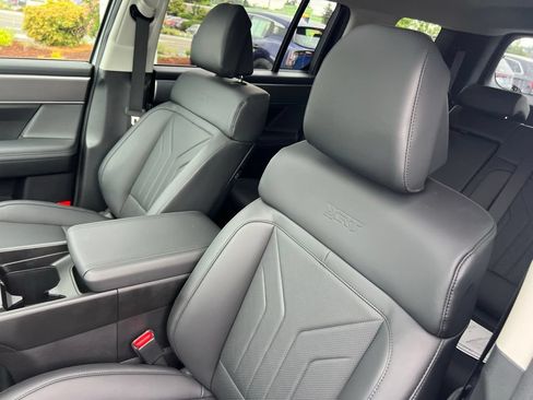Certified 2025 Hyundai Santa Fe XRT AWD/4WD image 12