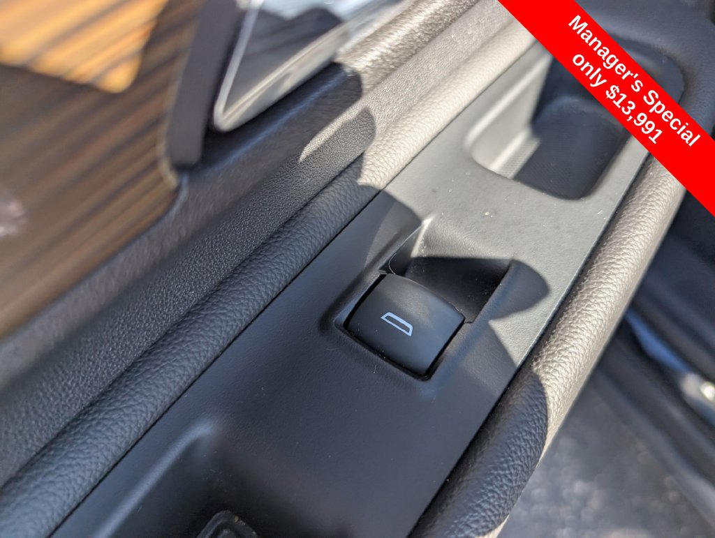 Used 2019 GMC Terrain SLE AWD/4WD image 13
