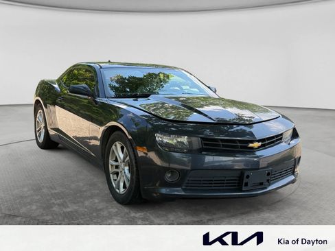 Used 2014 Chevrolet Camaro LS RWD image 3