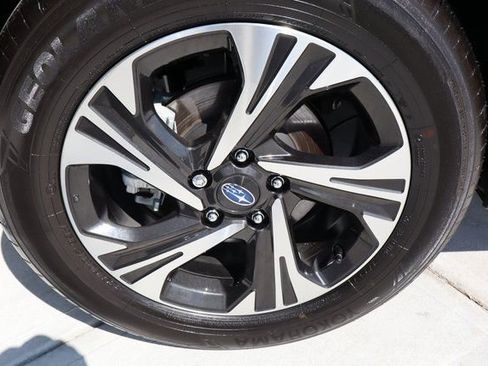 Used 2025 Subaru Crosstrek 2.0i Premium image 48