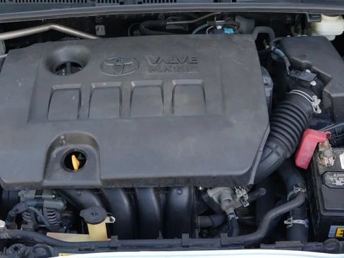 Used 2014 Toyota Corolla LE FWD image 14