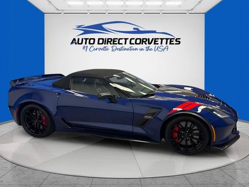 Used 2017 Chevrolet Corvette Grand Sport w/ Z07 Performance Package RWD image 8