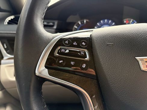 Used 2020 Cadillac Escalade Luxury w/ LPO, Radiant Package image 20