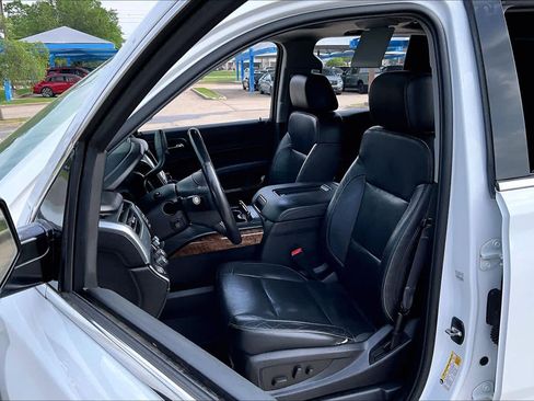 Used 2015 Chevrolet Tahoe LTZ AWD/4WD image 8