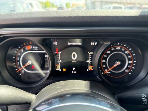 New 2026 Jeep Wrangler Unlimited Sahara AWD/4WD image 11