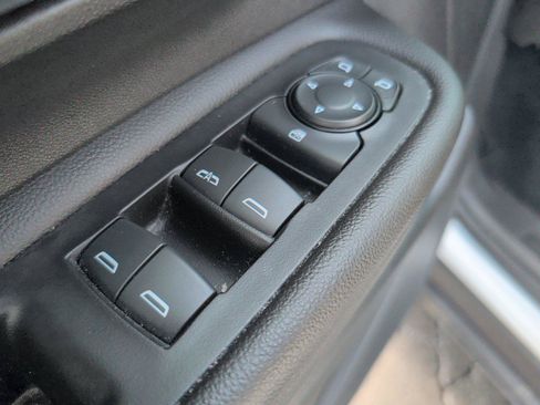 Used 2019 GMC Terrain SLE w/ Driver Convenience Package FWD image 15