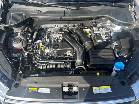 Certified 2023 Volkswagen Taos S FWD image 12