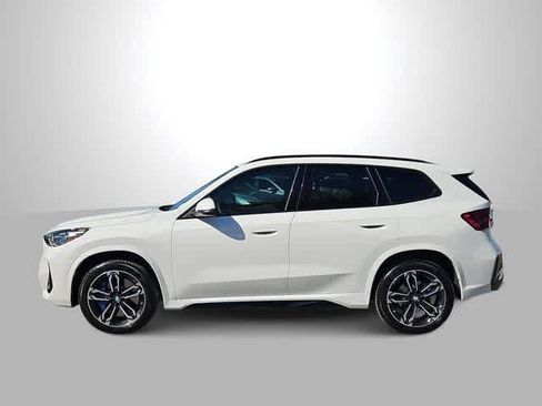 Used 2025 BMW X1 xDrive28i w/ M Sport Package image 5