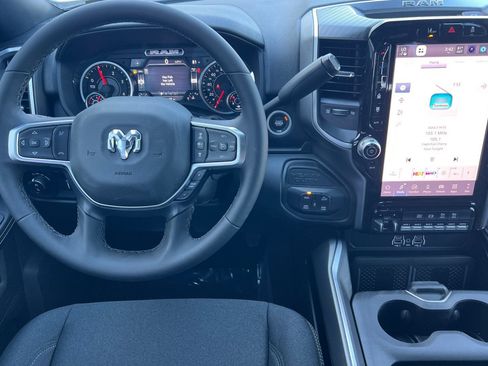New 2026 RAM 2500 Big Horn AWD/4WD image 10