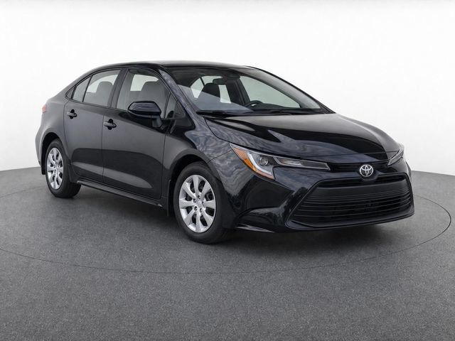 Used 2025 Toyota Corolla LE FWD image 2