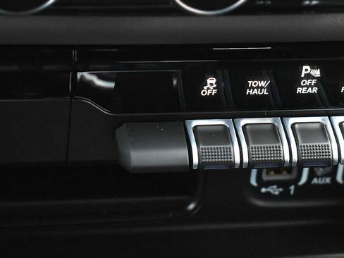 Used 2022 RAM 1500 Big Horn image 22