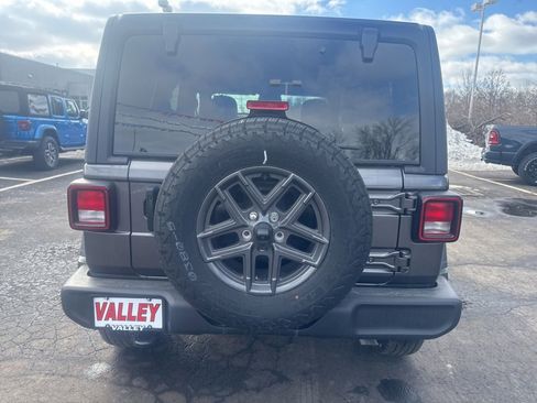 New 2025 Jeep Wrangler Sport S image 19