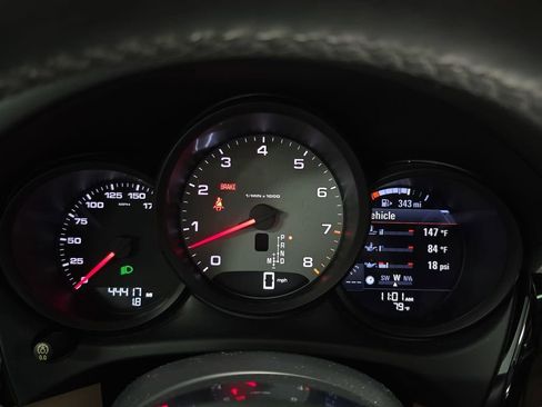 Certified 2019 Porsche Macan S AWD/4WD image 14